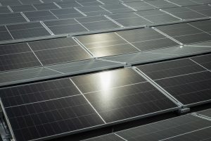 Energielösungen aus erster Hand: Insgesamt 19.100 Photovoltaik-Module installieren die Leipziger Stadtwerke für die SIG.